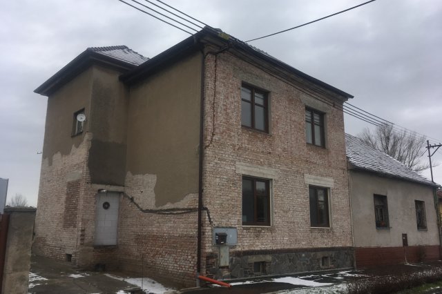 Řešení odvlhčení zdiva během rekonstrukce rodinného domu.