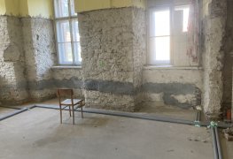 Řešení hydroizolace a odstranění vlhkosti zdiva historického objektu.