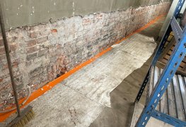 Případová studie: Jak jsme zachránili výrobní halu před neúprosnou vzlínající vlhkostí. – reference 8