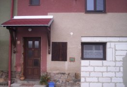 Buková Lhota, odvlhčení spodní stavby a sklepa rodinného domu bezdrátovou elektroosmózou.